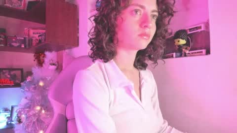 Snapshot of agathaa_ks_ chatting on 27, 12, 2024 Camila 2 online show from 27, 12, 2024