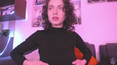 Snapshot of agathaa_ks_ chatting on 3, 2, 2025 Camila 2 online show from 3, 2, 2025
