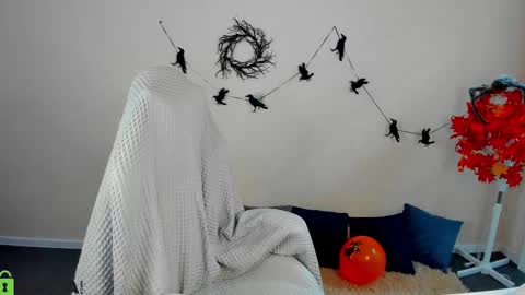 agnes wells online show from 31, 10, 2025