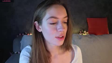 agnes wells online show from 18, 12, 2025