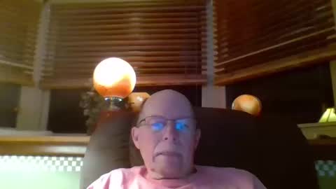 aguynrkfrd online show from 13, 10, 2025