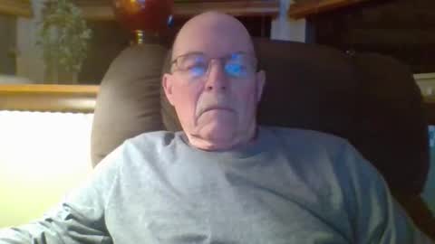 aguynrkfrd online show from 15, 12, 2025