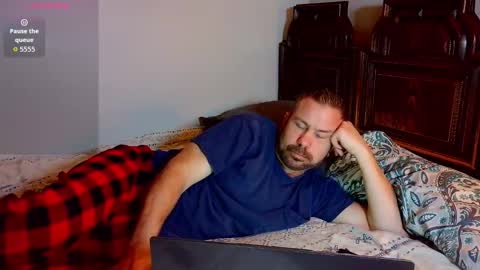 Blue Eyed Handsome Man online show from 16, 2, 2026