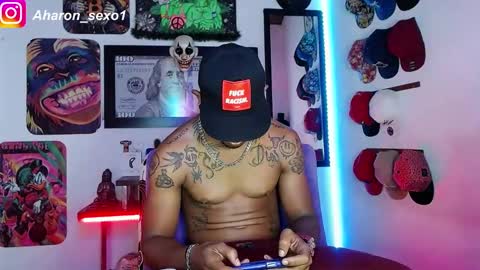 Snapshot of aharon_sexo1 chatting on 9, 1, 2025 Aharon  Zamora online show from 9, 1, 2025