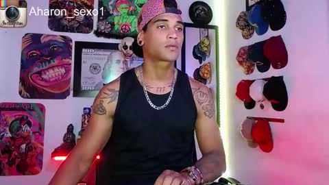 Snapshot of aharon_sexo1 chatting on 18, 1, 2025 Aharon  Zamora online show from 18, 1, 2025