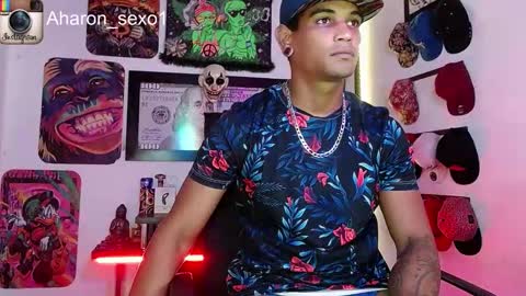 Snapshot of aharon_sexo1 chatting on 21, 1, 2025 Aharon  Zamora online show from 21, 1, 2025