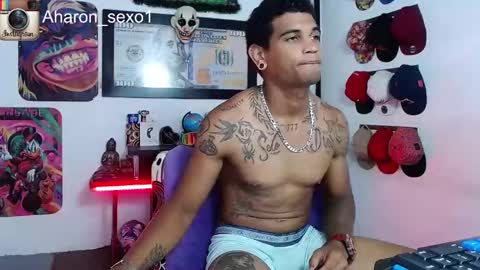 Snapshot of aharon_sexo1 chatting on 24, 1, 2025 Aharon  Zamora online show from 24, 1, 2025
