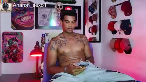 Snapshot of aharon_sexo1 chatting on 27, 1, 2025 Aharon  Zamora online show from 27, 1, 2025
