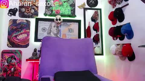 Snapshot of aharon_sexo1 chatting on 10, 2, 2025 Aharon  Zamora online show from 10, 2, 2025