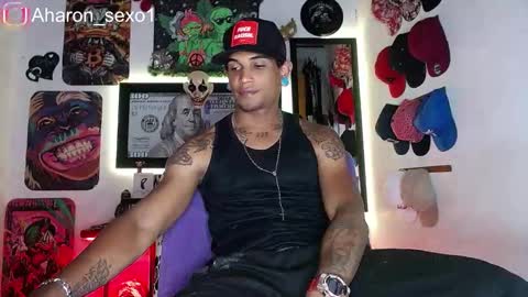 Snapshot of aharon_sexo1 chatting on 26, 2, 2025 Aharon  Zamora online show from 26, 2, 2025