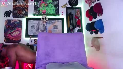Snapshot of aharon_sexo1 chatting on 27, 2, 2025 Aharon  Zamora online show from 27, 2, 2025