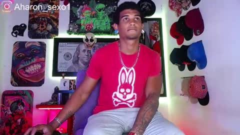 Snapshot of aharon_sexo1 chatting on 1, 3, 2025 Aharon  Zamora online show from 1, 3, 2025