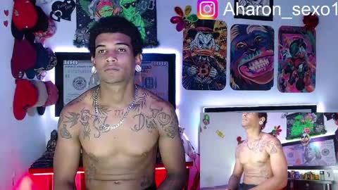 Snapshot of aharon_sexo1 chatting on 12, 3, 2025 Aharon  Zamora online show from 12, 3, 2025