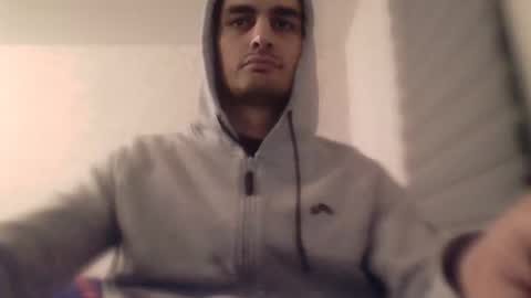 Snapshot of ahbehbi12 chatting on 12, 11, 2025 ahbehbi12 online show from 12, 11, 2025