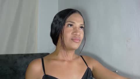Snapshot of ahinara_doll_xx chatting on 21, 5, 2026 ahinara_doll_xx online show from 21, 5, 2026