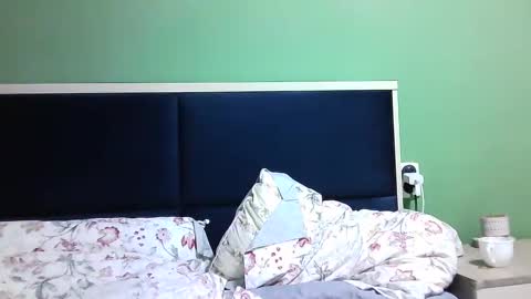 Snapshot of ahotkitty18 chatting on 20, 12, 2024 Selena online show from 20, 12, 2024