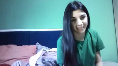 Snapshot of ahotkitty18 chatting on 2, 1, 2025 Selena online show from 2, 1, 2025