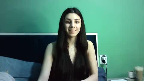 Snapshot of ahotkitty18 chatting on 10, 1, 2025 Selena online show from 10, 1, 2025