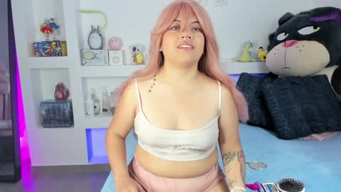 Snapshot of ahri_elderwood chatting on 9, 1, 2025 Ahri help me get to 100  online show from 9, 1, 2025