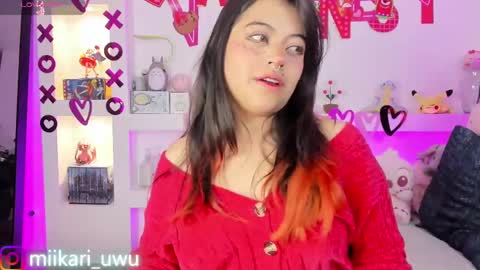 Snapshot of ahri_elderwood chatting on 15, 2, 2025 Ahri help me get to 100  online show from 15, 2, 2025