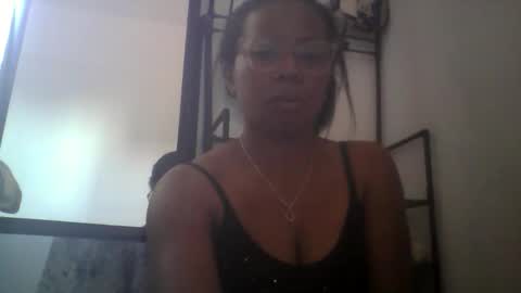 Snapshot of aicha_boobs chatting on 12, 10, 2025 Aicha boobs online show from 12, 10, 2025