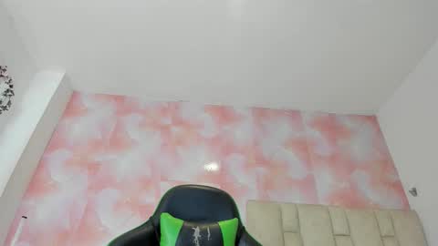 Snapshot of aida_rose chatting on 15, 1, 2026 karoline online show from 15, 1, 2026