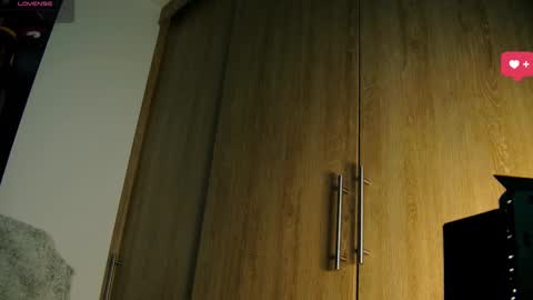 Aida  online show from 10, 10, 2025