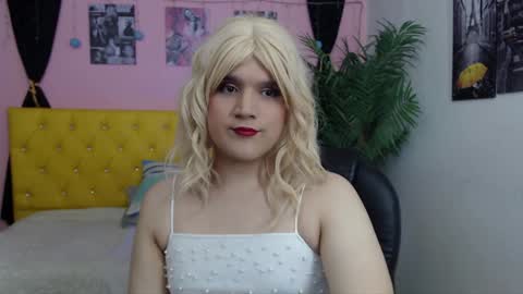 Snapshot of aidan_twink chatting on 19, 1, 2025 AIDAN online show from 19, 1, 2025