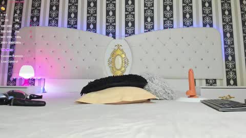 aidasina online show from 3, 3, 2025