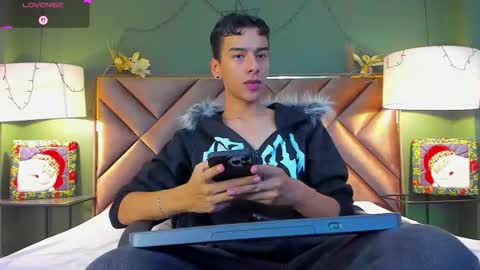 aiden_royce online show from 18, 12, 2025