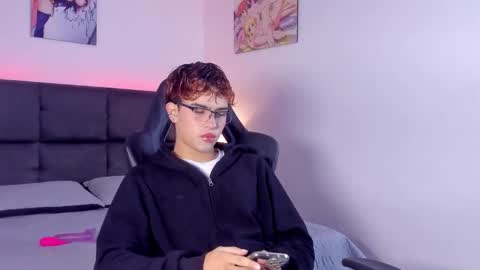 Aiden  online show from 10, 10, 2025