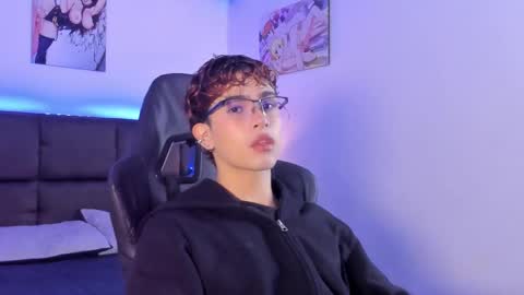 Aiden  online show from 16, 10, 2025