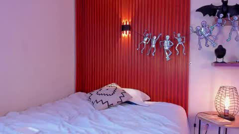 aikopum online show from 24, 9, 2025