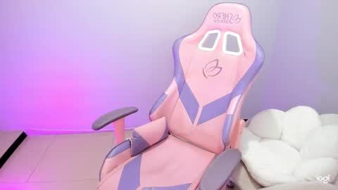 Ailee Hyuga online show from 10, 3, 2025