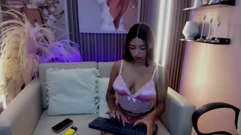   online show from 21, 9, 2025