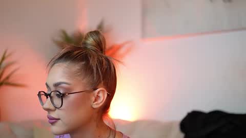  Aileen  online show from 13, 10, 2025