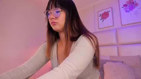 Aily Yozuko online show from 17, 6, 2026