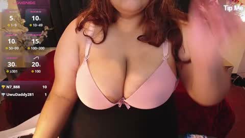 Snapshot of ailyn_rouss chatting on 12, 11, 2025 Ailyn rouss online show from 12, 11, 2025