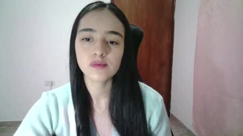 Snapshot of aineangeel chatting on 10, 9, 2025 AINE online show from 10, 9, 2025