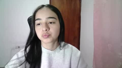 Snapshot of aineangeel chatting on 9, 10, 2025 AINE online show from 9, 10, 2025