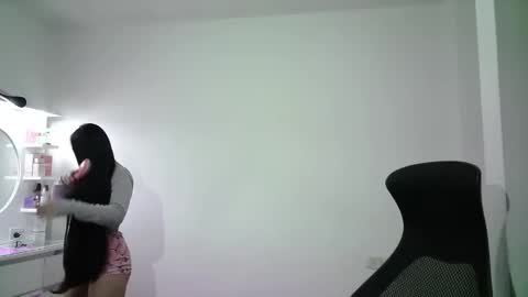 AINE online show from 30, 11, 2025