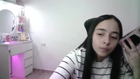 Snapshot of aineangeel chatting on 10, 4, 2026 AINE online show from 10, 4, 2026