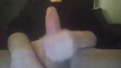 Snapshot of ainznico chatting on 4, 12, 2025 ainznico online show from 4, 12, 2025