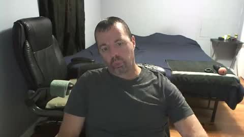 Daddy online show from 2, 12, 2025