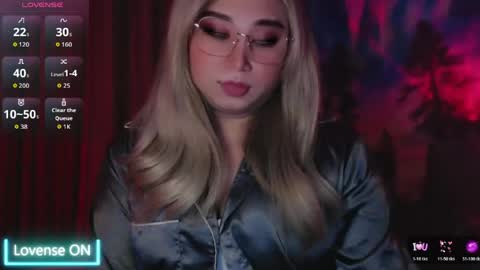 Snapshot of airisredfield_ chatting on 17, 5, 2026 Goddess Airis online show from 17, 5, 2026