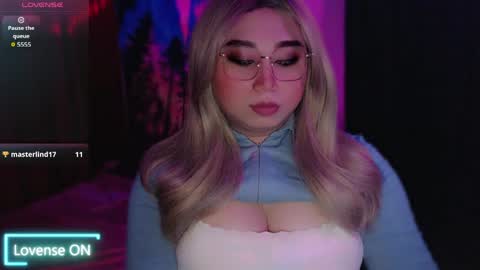 Snapshot of airisredfield_ chatting on 18, 5, 2026 Goddess Airis online show from 18, 5, 2026