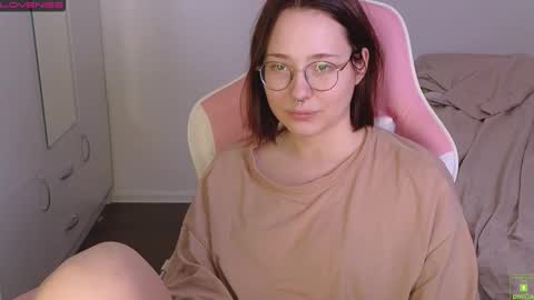 Snapshot of airyhill chatting on 18, 11, 2025 airyhill online show from 18, 11, 2025