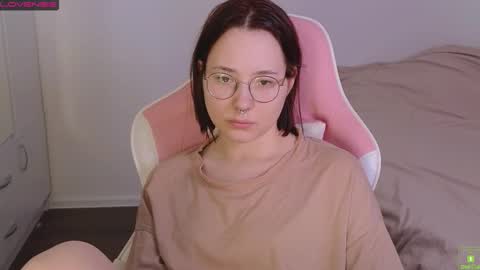 Snapshot of airyhill chatting on 19, 11, 2025 airyhill online show from 19, 11, 2025