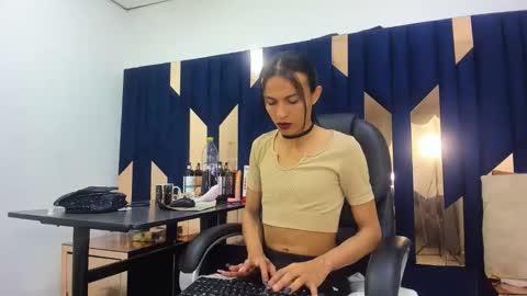 Aisha online show from 11, 11, 2025