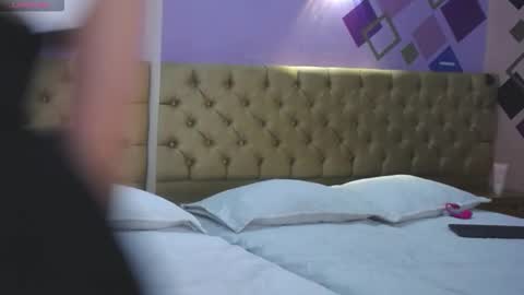 Aisha Noir online show from 1, 10, 2025